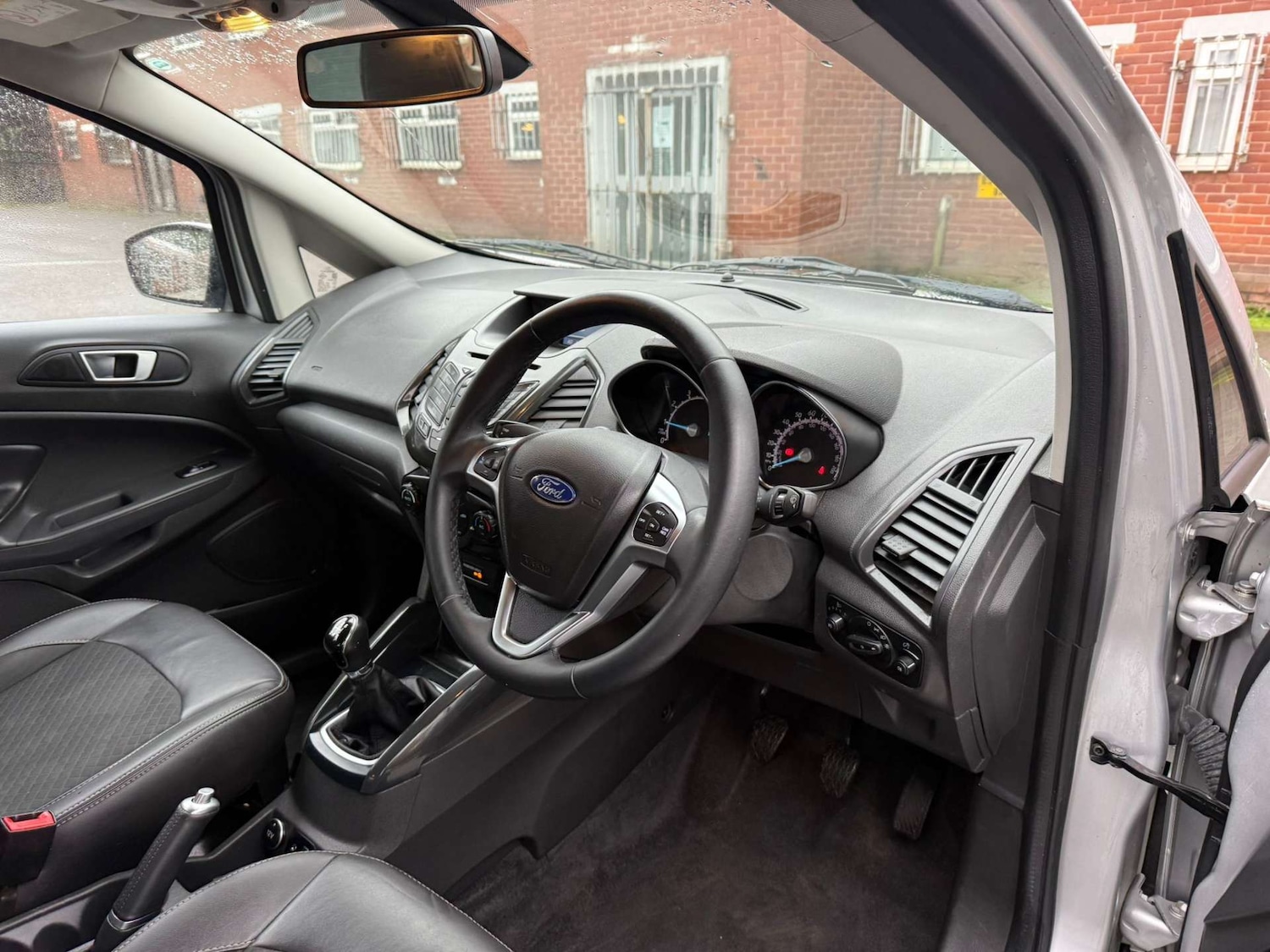 Used Ford Ecosport 2017 for sale - 76362905: Photo 32