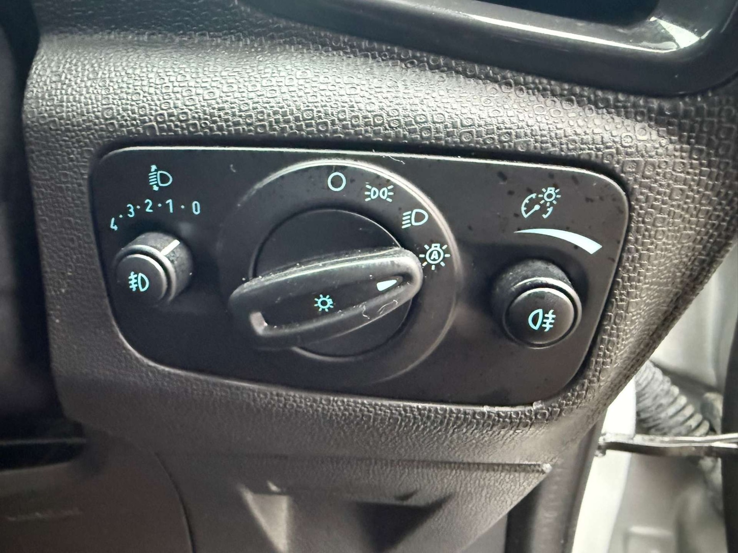 Used Ford Ecosport 2017 for sale - 76362905: Photo 35