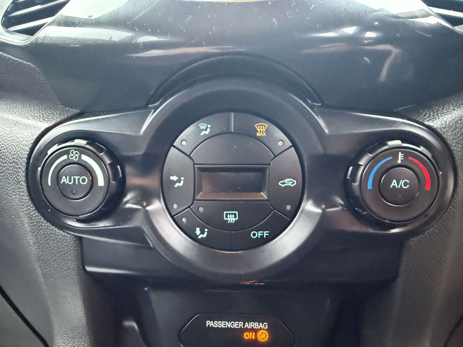 Used Ford Ecosport 2017 for sale - 76362905: Photo 43