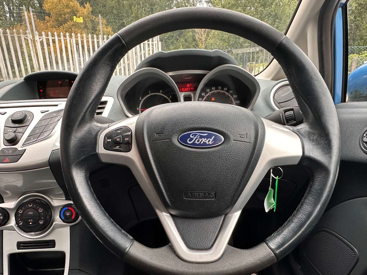 Used Ford Fiesta 2009 for sale - 76600977: Photo 12