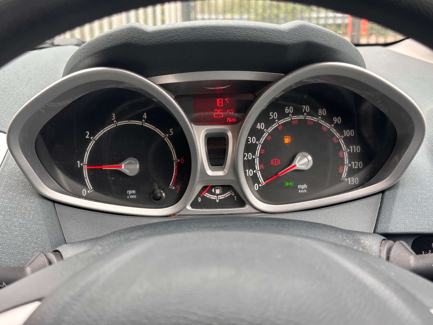 Used Ford Fiesta 2009 for sale - 76600977: Photo 16