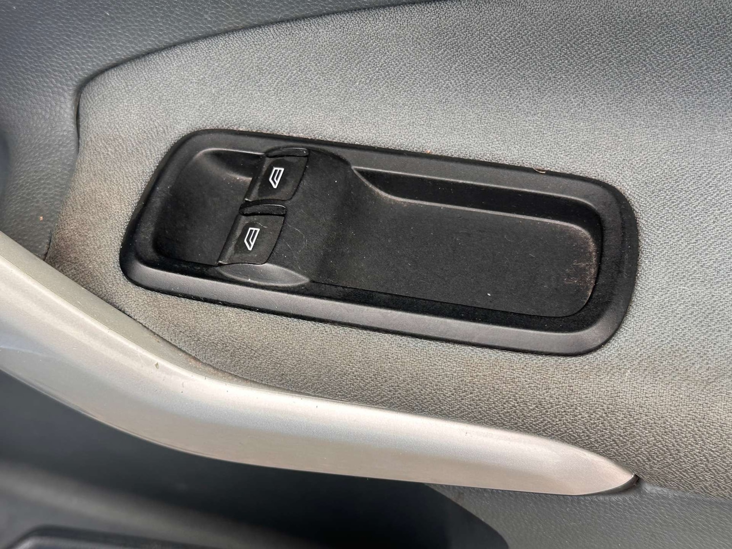 Used Ford Fiesta 2009 for sale - 76600977: Photo 33