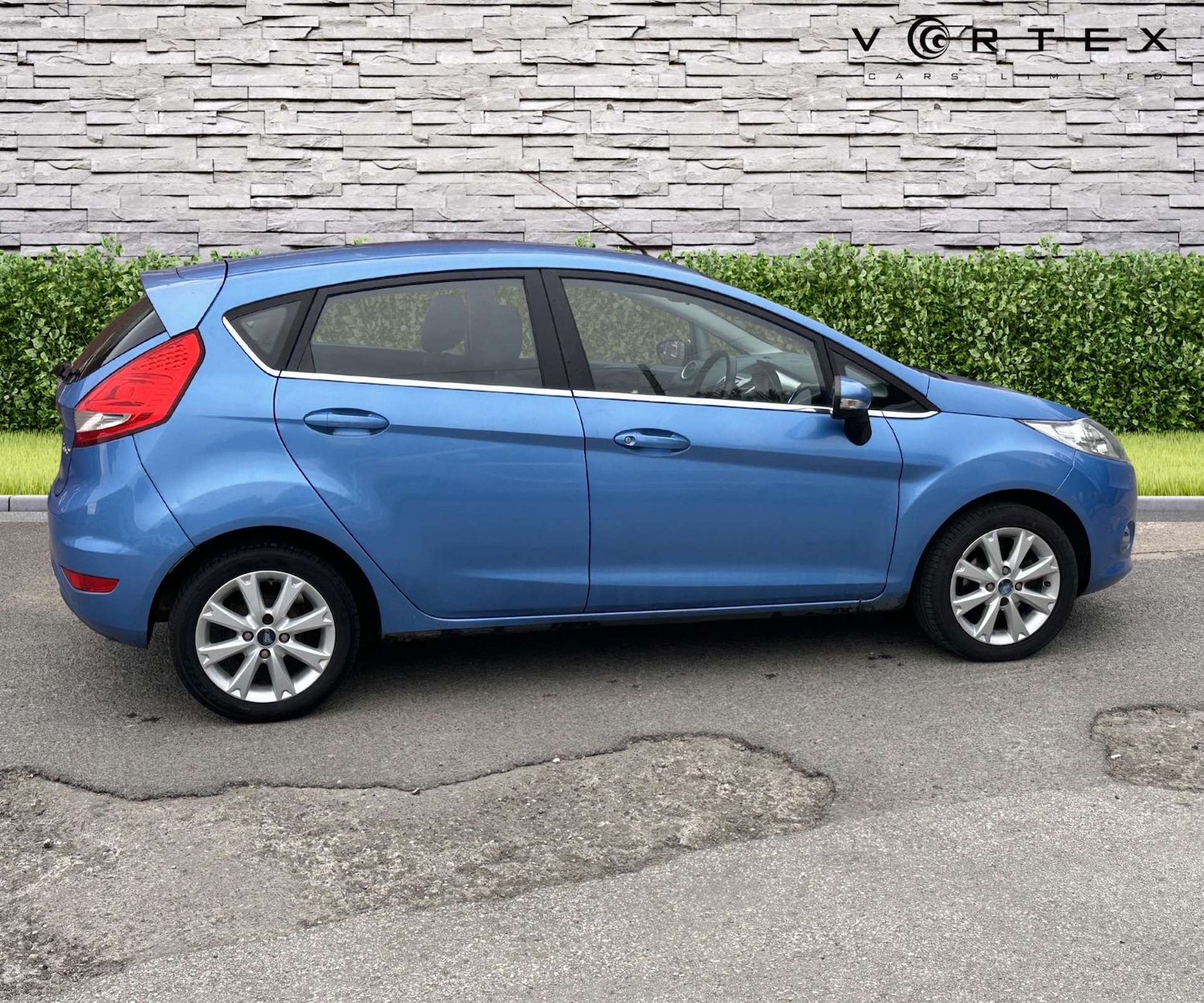 Used Ford Fiesta 2009 for sale - 76600977: Photo 9