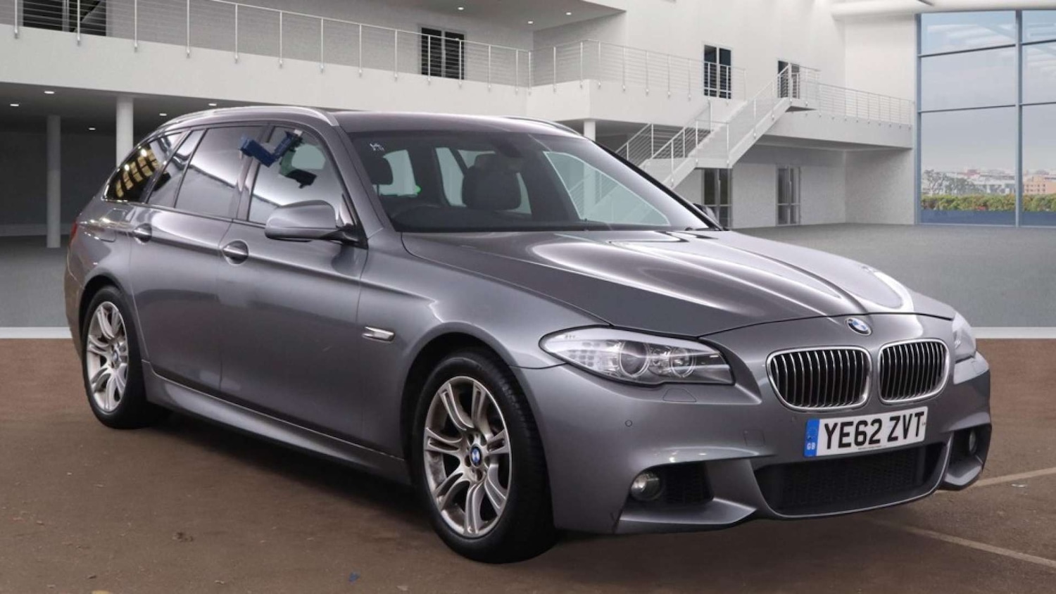 Used BMW 5 Series 2012 for sale - 76565647: Photo 1