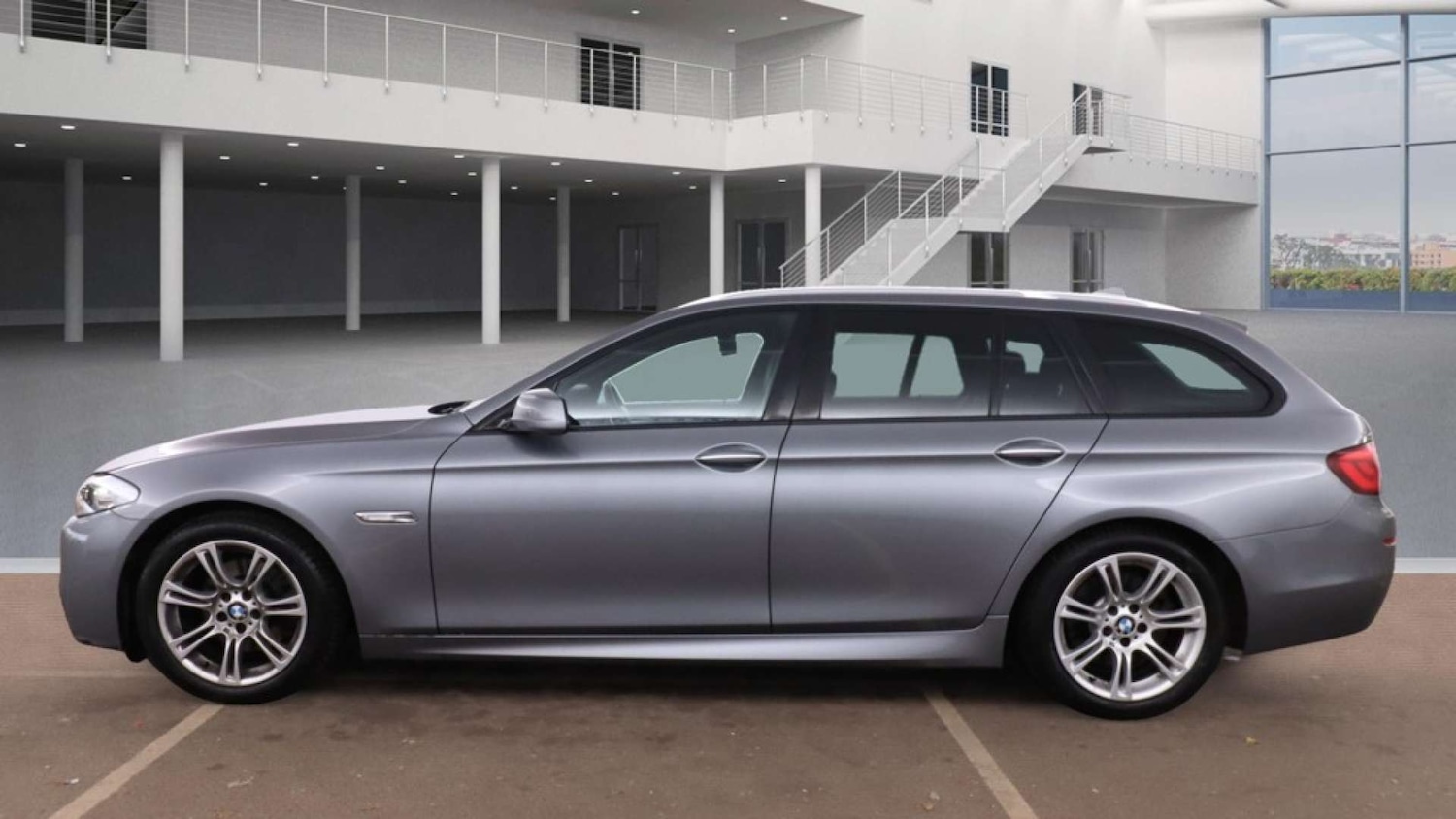 Used BMW 5 Series 2012 for sale - 76565647: Photo 3