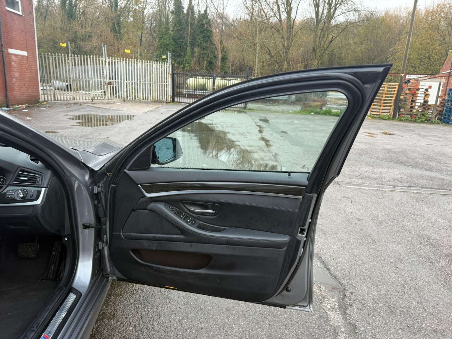 Used BMW 5 Series 2012 for sale - 76565647: Photo 34