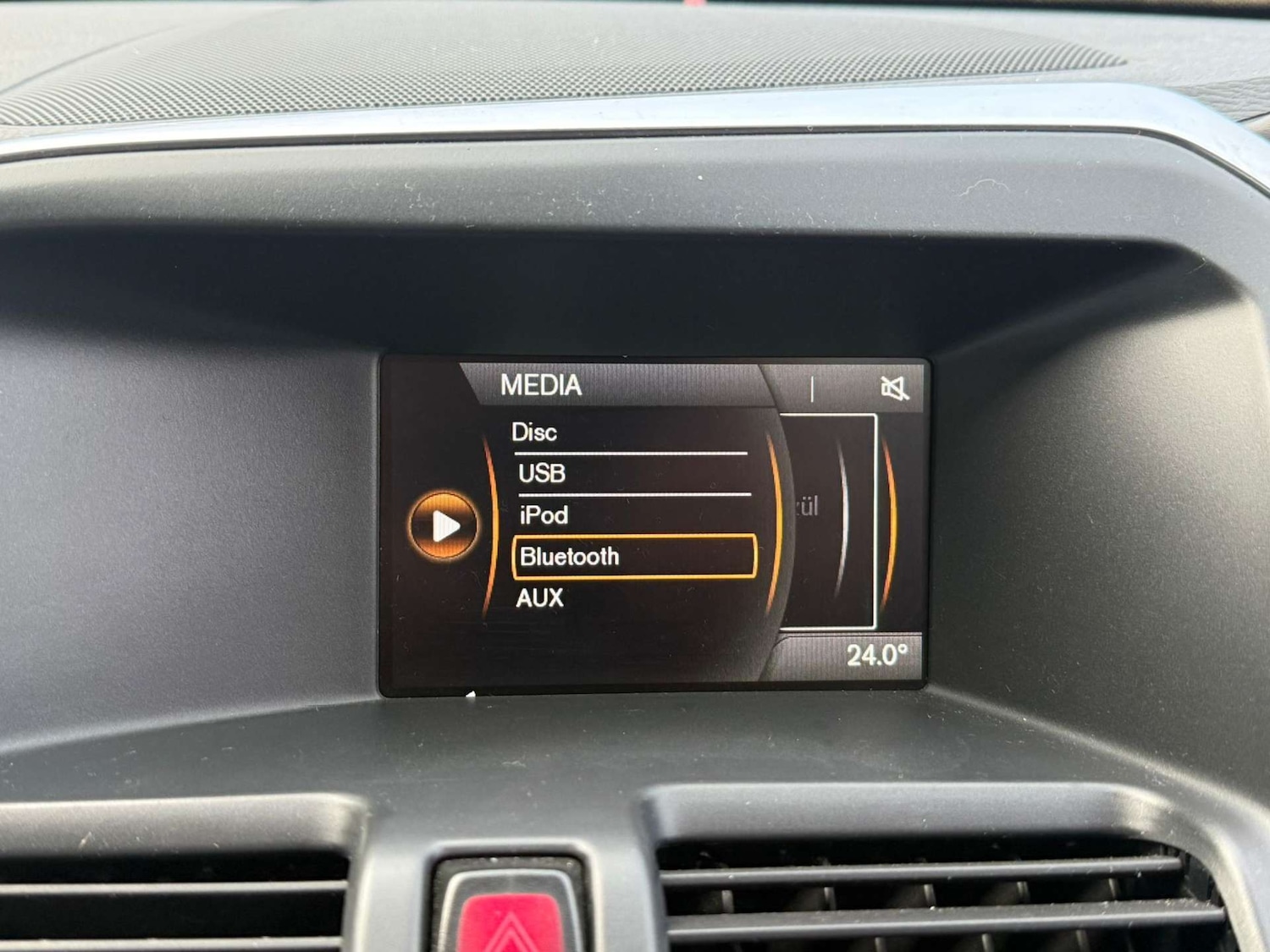 Used Volvo XC60 2014 for sale - 76565662: Photo 44