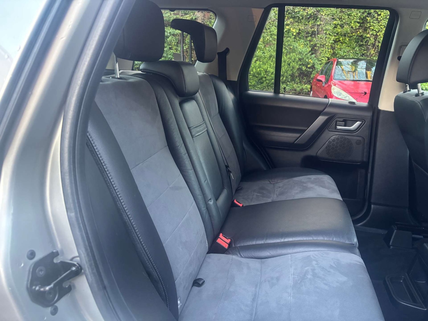 Used Land Rover Freelander 2012 for sale - 76949865: Photo 32