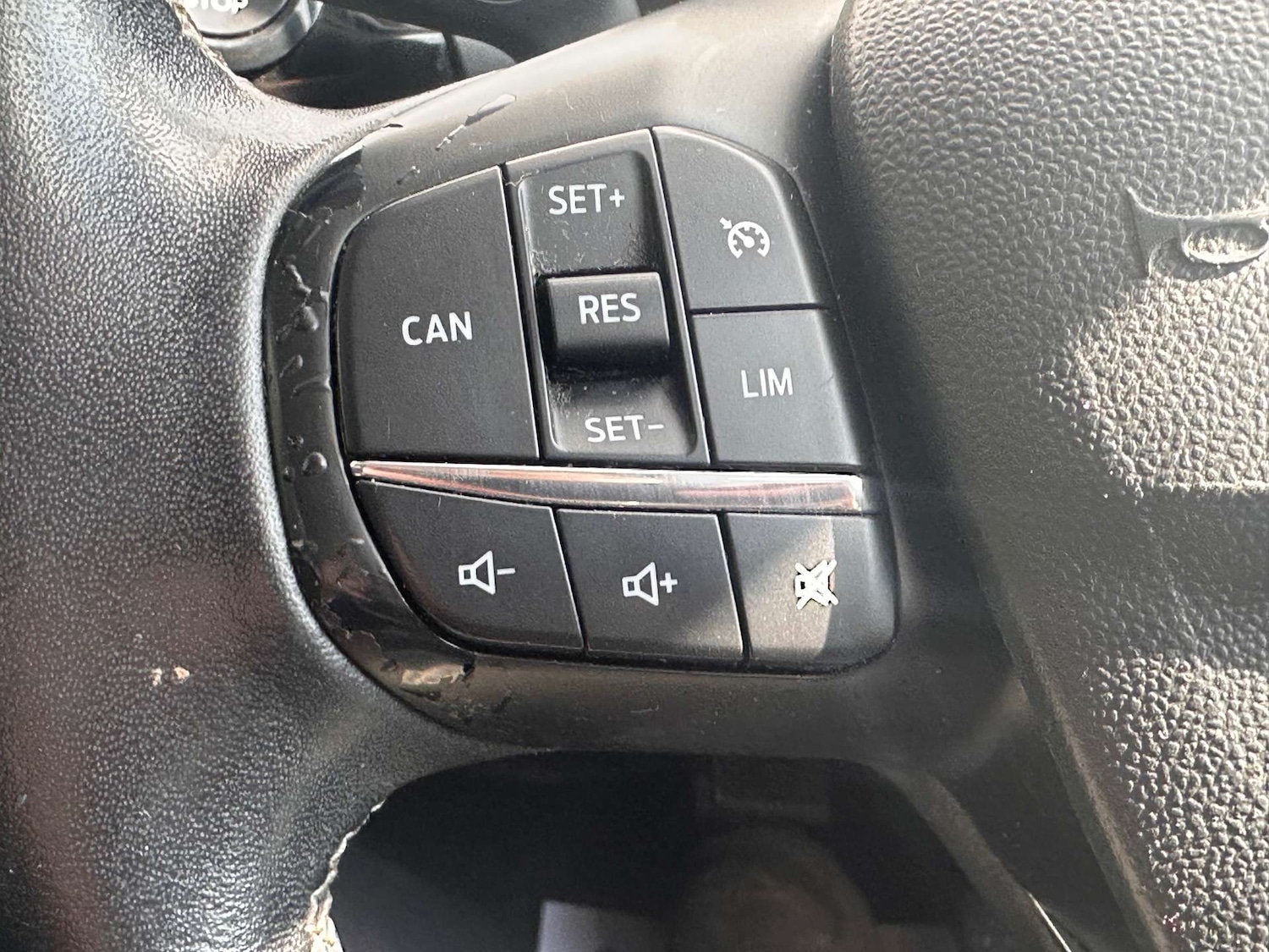 Used Ford Fiesta 2017 for sale - 76845367: Photo 26