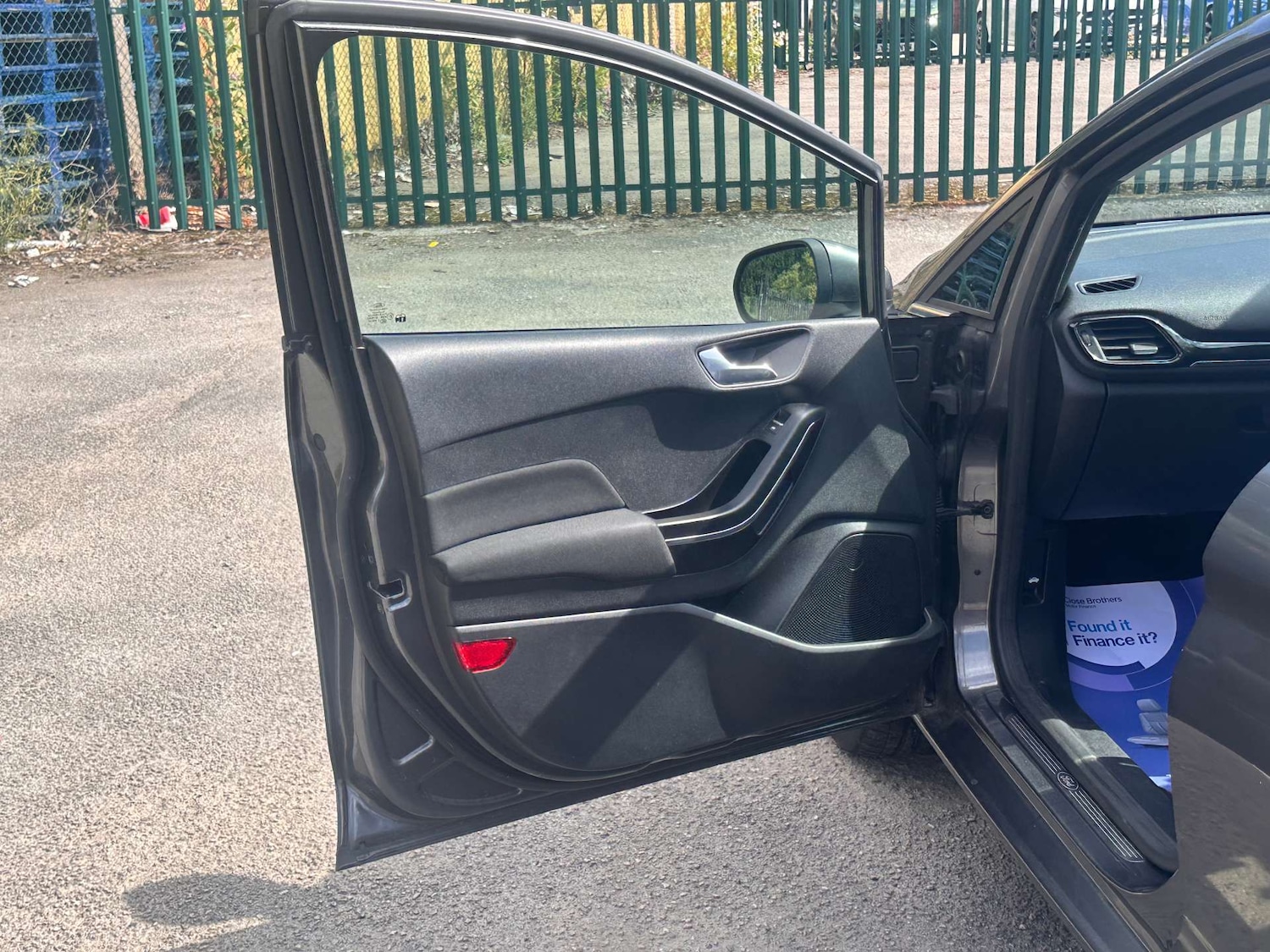 Used Ford Fiesta 2017 for sale - 76845367: Photo 37