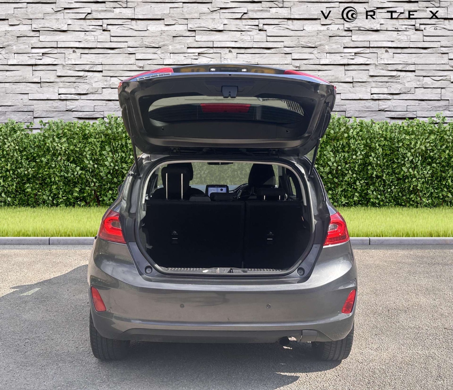 Used Ford Fiesta 2017 for sale - 76845367: Photo 8