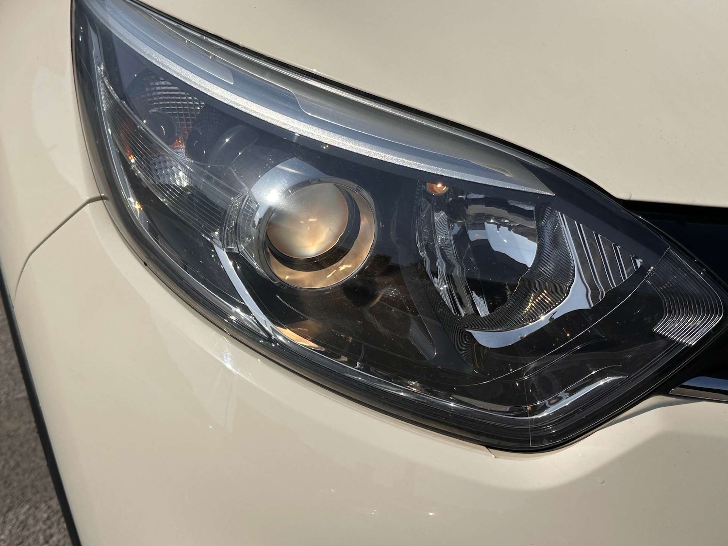 Used Renault Captur 2016 for sale - 76362953: Photo 48