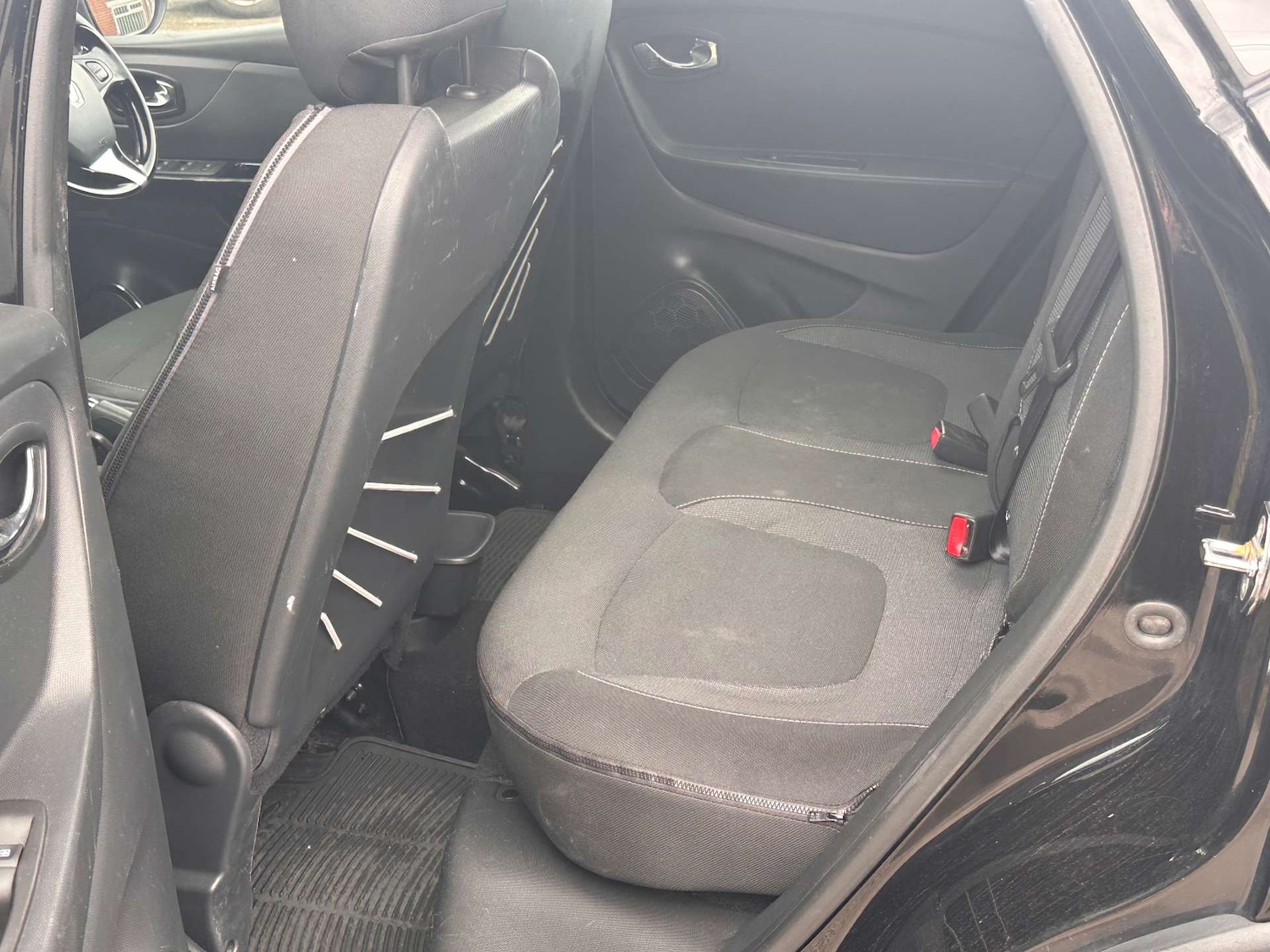 Used Renault Captur 2014 for sale - 76362948: Photo 39