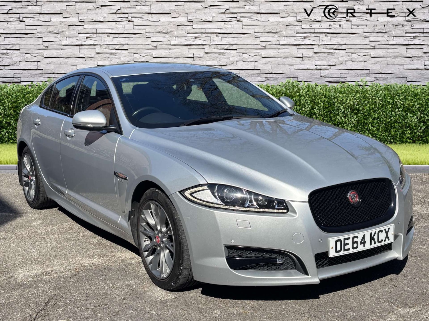 Used Jaguar XF 2014 for sale - 76362949: Photo 1