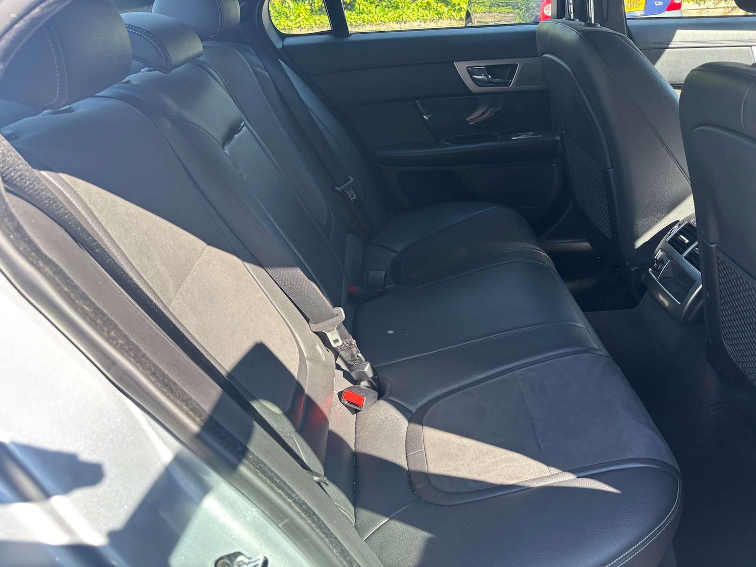 Used Jaguar XF 2014 for sale - 76362949: Photo 28