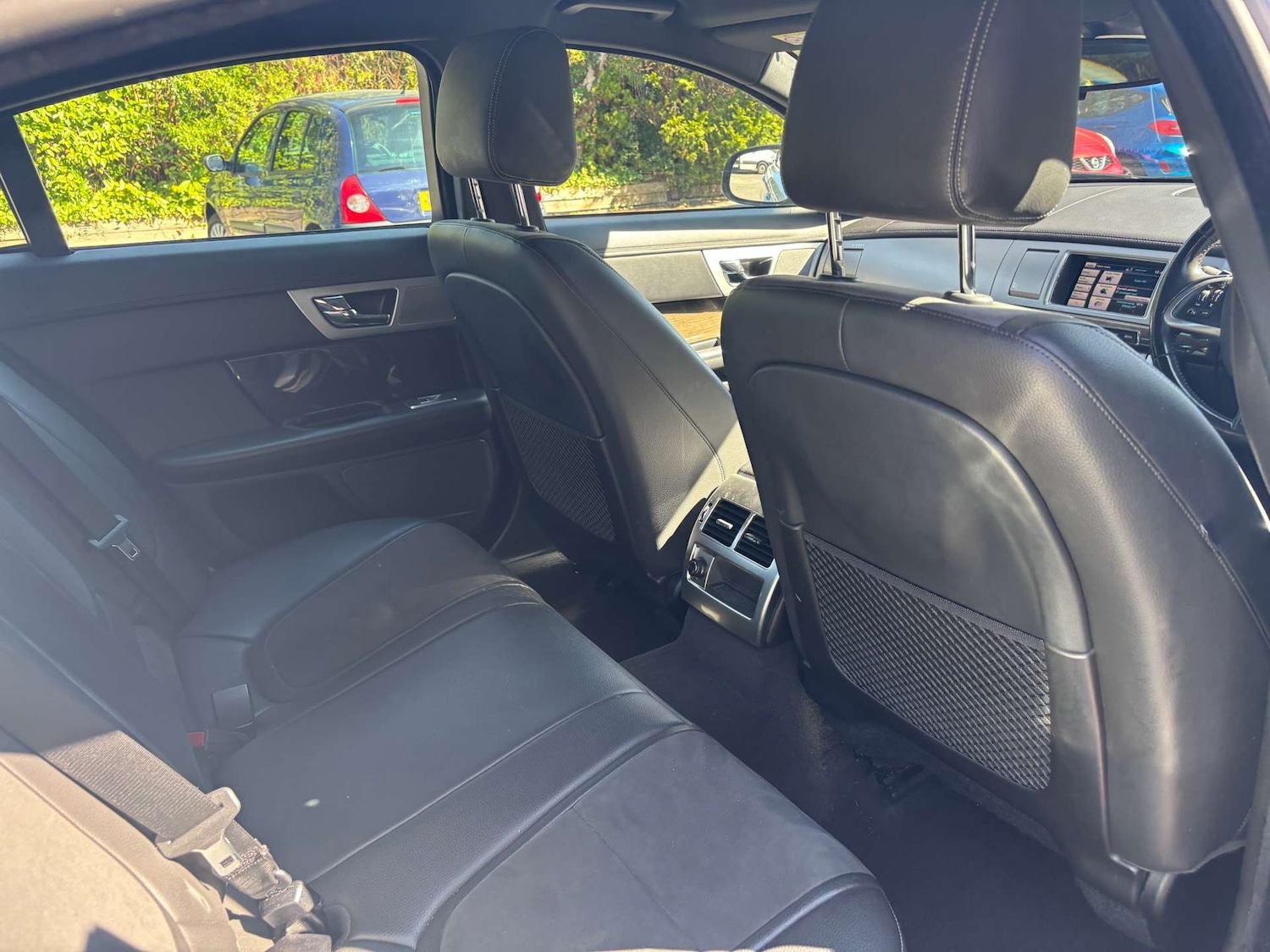 Used Jaguar XF 2014 for sale - 76362949: Photo 29