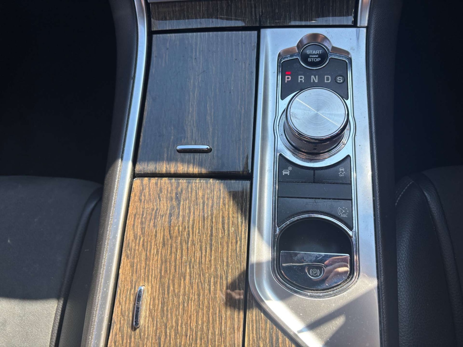 Used Jaguar XF 2014 for sale - 76362949: Photo 38