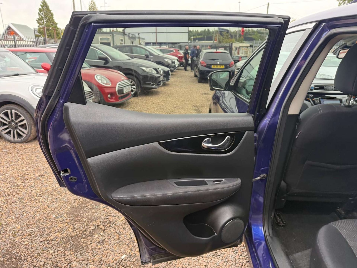 Used Nissan Qashqai 2016 for sale - 76362960: Photo 24