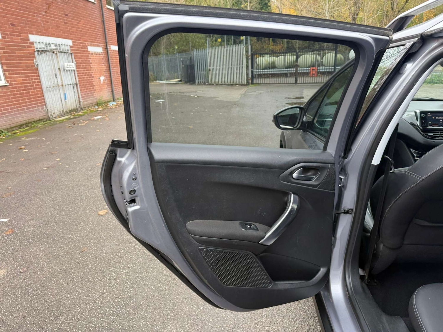 Used Peugeot 2008 2018 for sale - 76362956: Photo 15