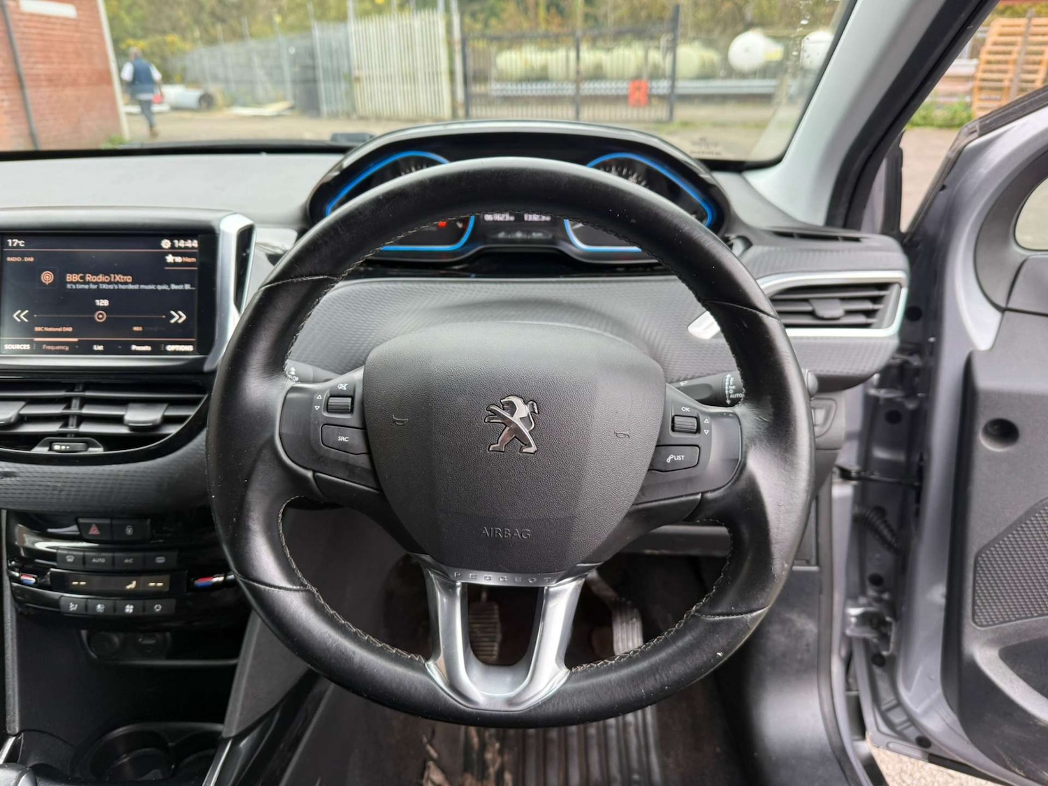 Used Peugeot 2008 2018 for sale - 76362956: Photo 23