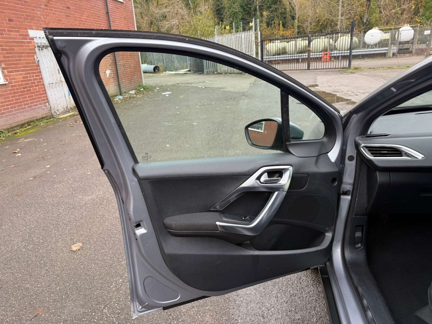 Used Peugeot 2008 2018 for sale - 76362956: Photo 24