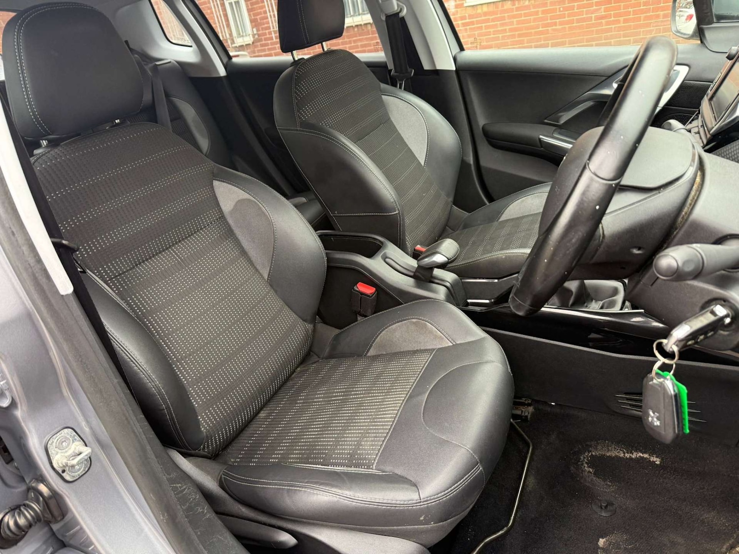 Used Peugeot 2008 2018 for sale - 76362956: Photo 39