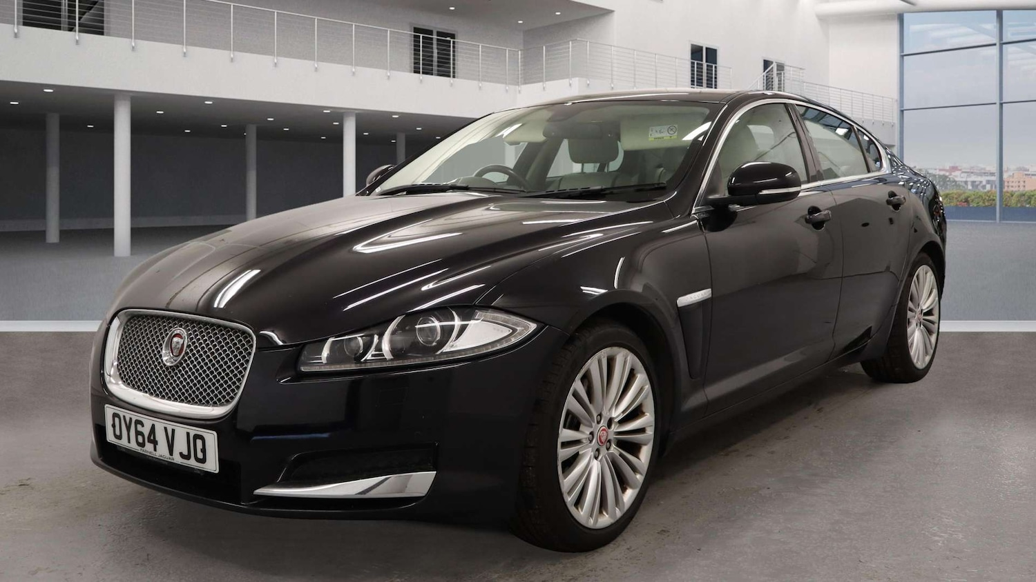 Used Jaguar XF 2014 for sale - 76366178: Photo 2