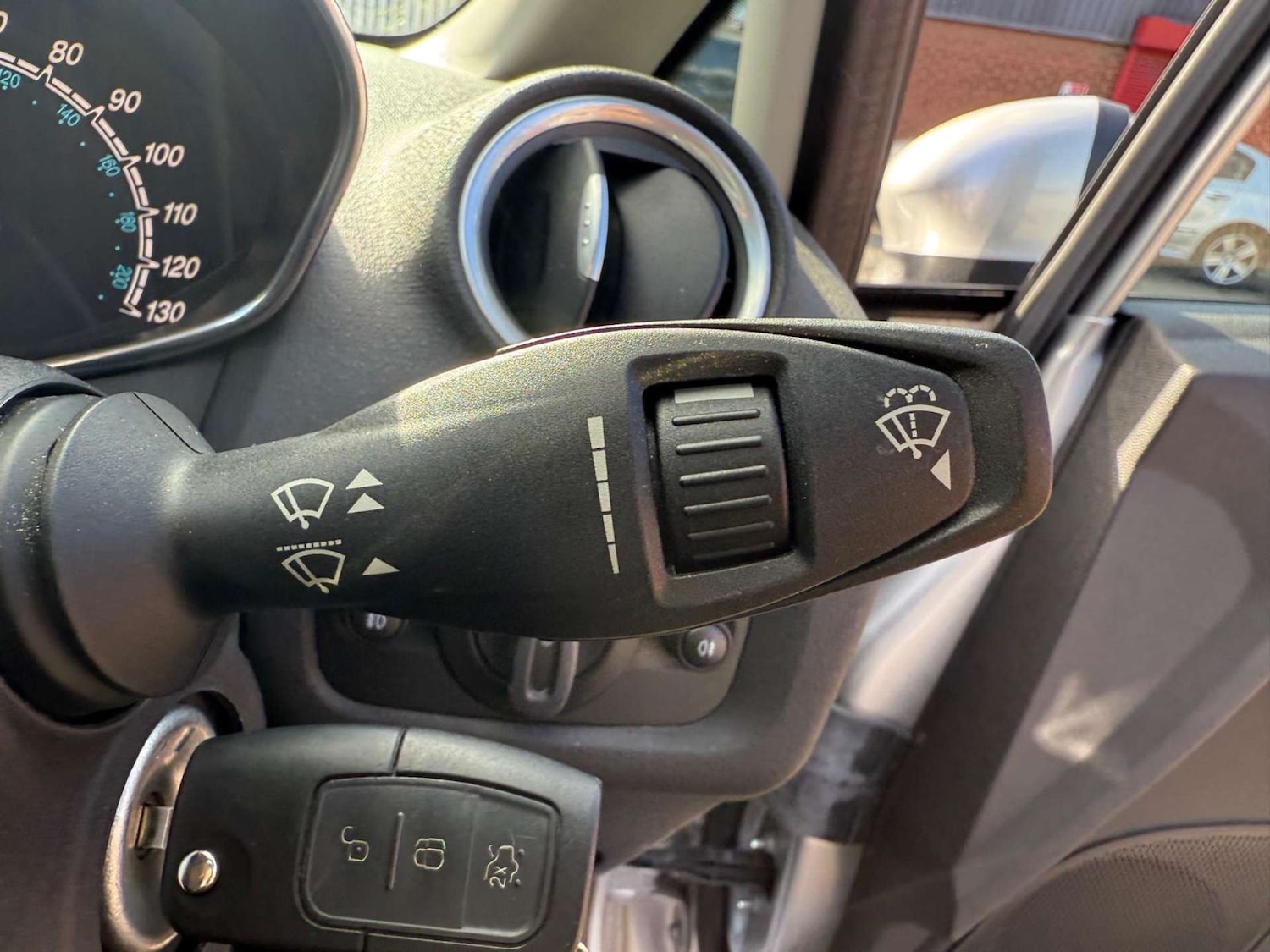 Used Ford Fiesta 2015 for sale - 76600586: Photo 15