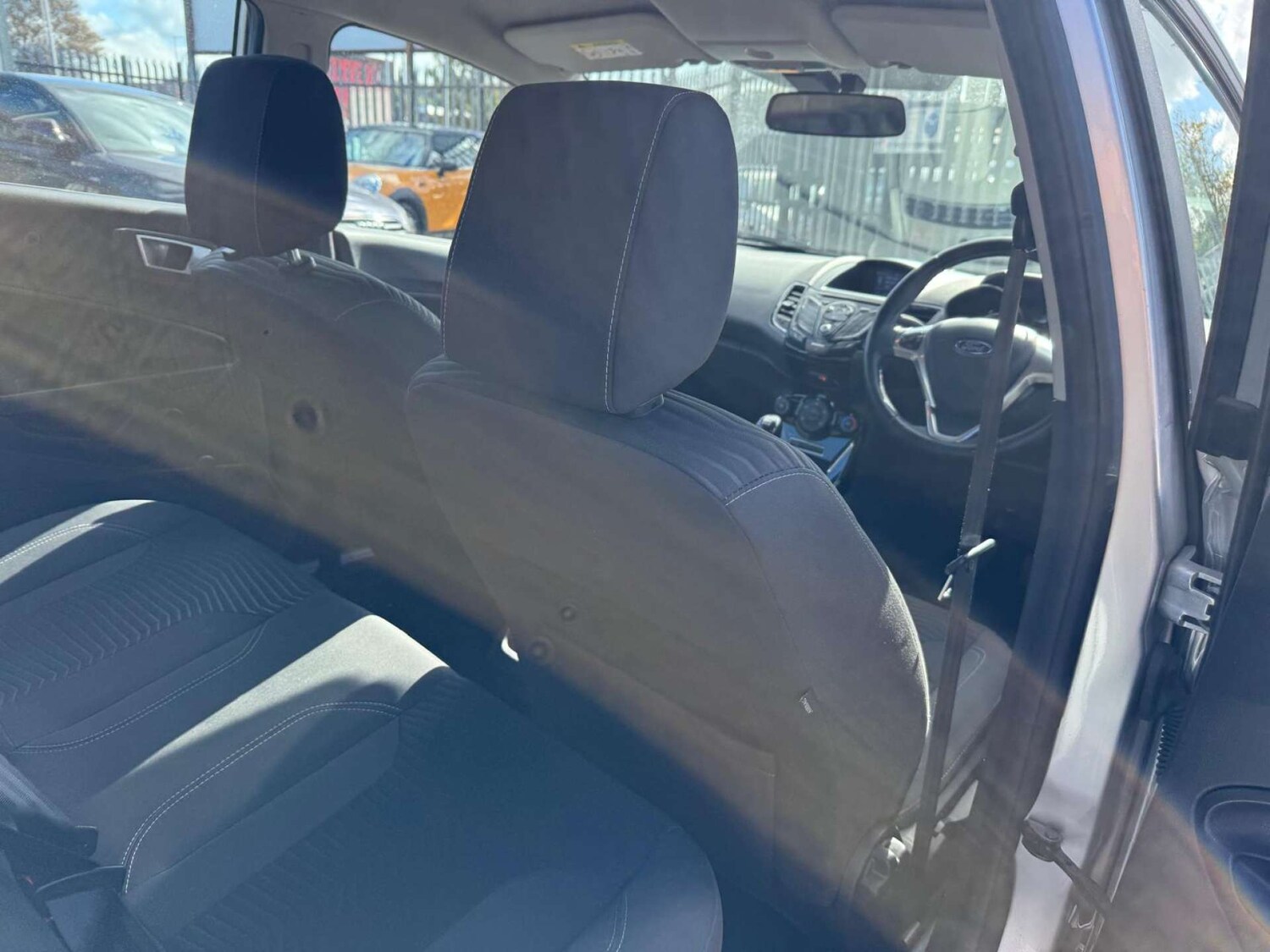 Used Ford Fiesta 2015 for sale - 76600586: Photo 19