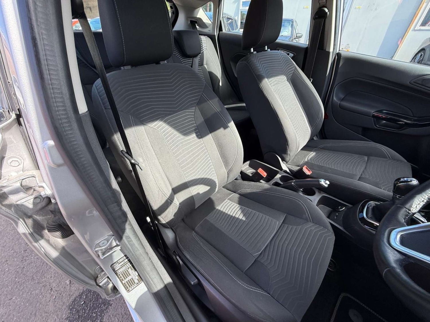 Used Ford Fiesta 2015 for sale - 76600586: Photo 25