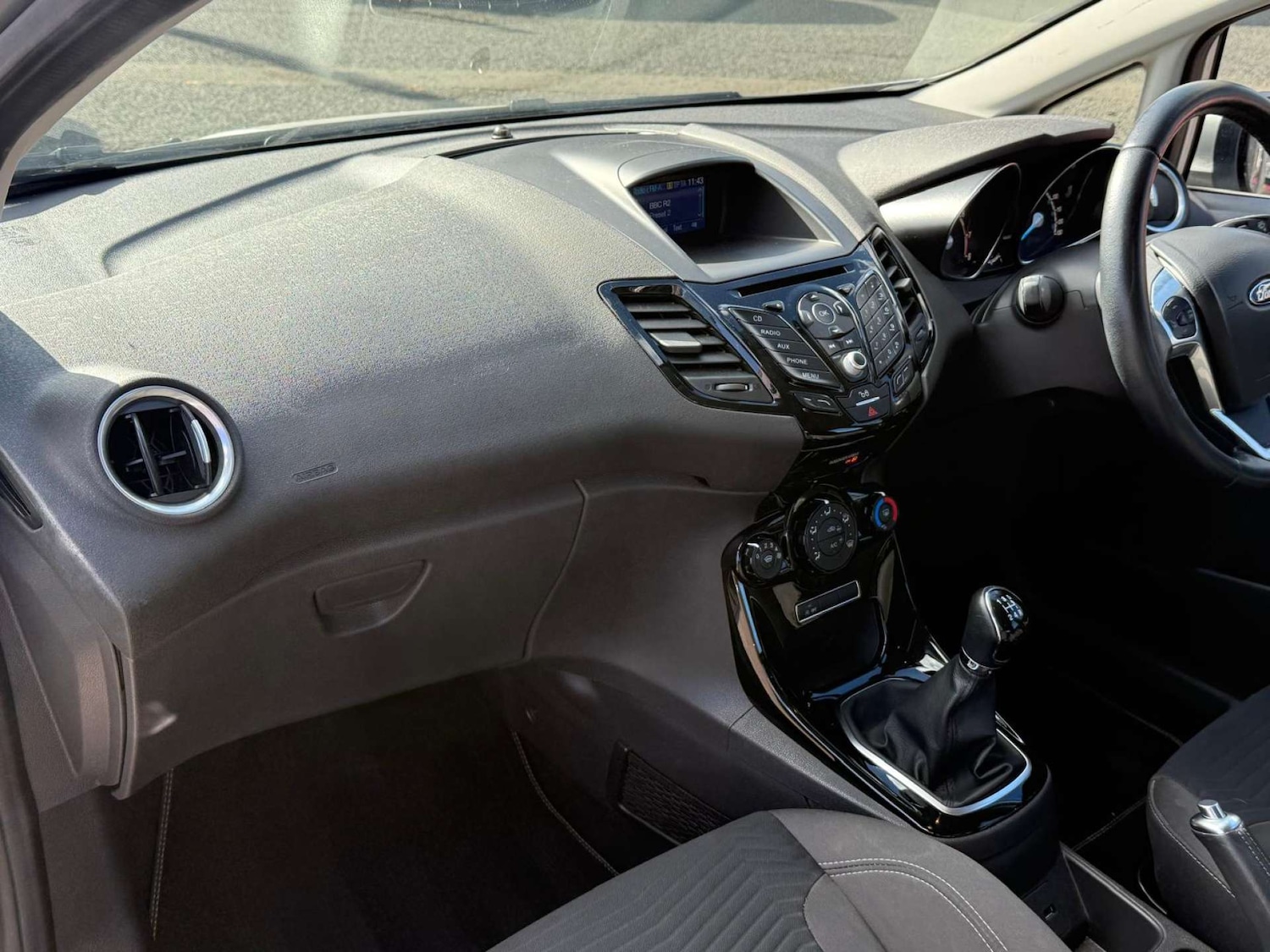 Used Ford Fiesta 2015 for sale - 76600586: Photo 33