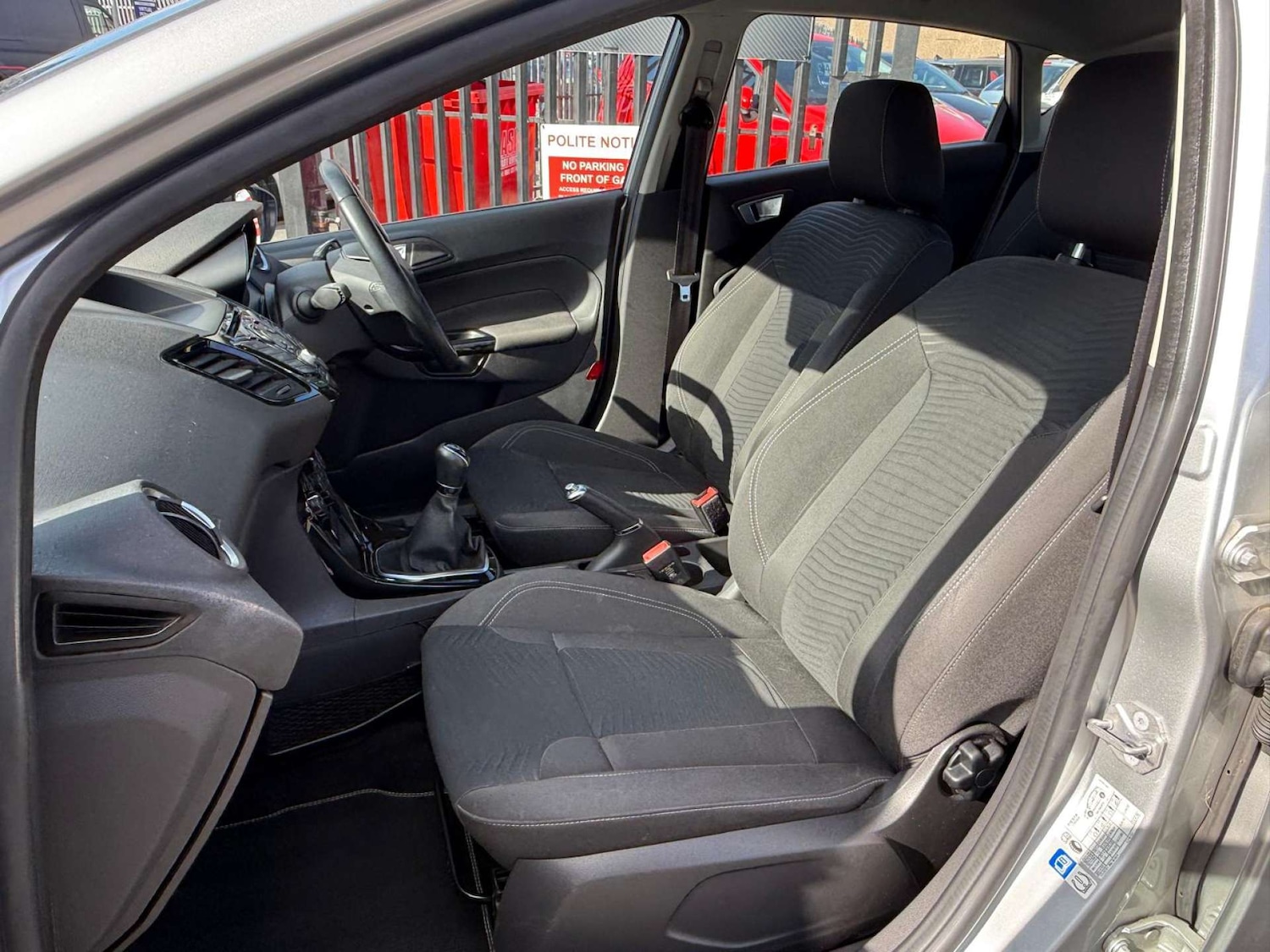 Used Ford Fiesta 2015 for sale - 76600586: Photo 34