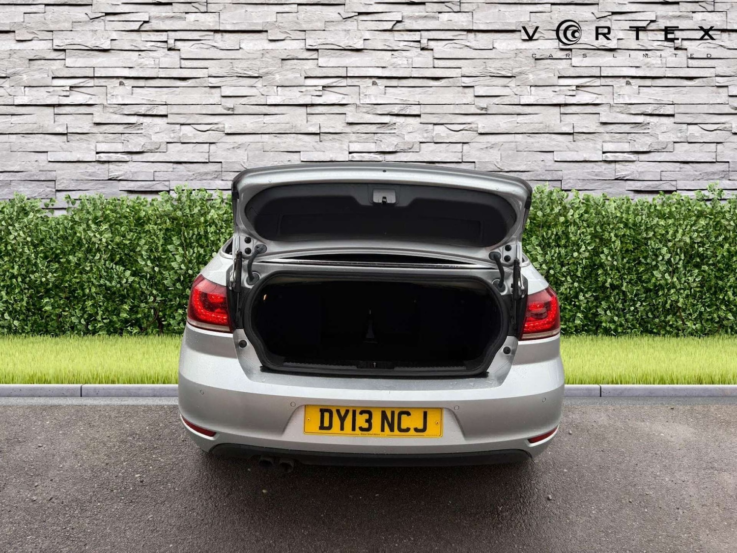 Used Volkswagen Golf 2013 for sale - 76362934: Photo 8