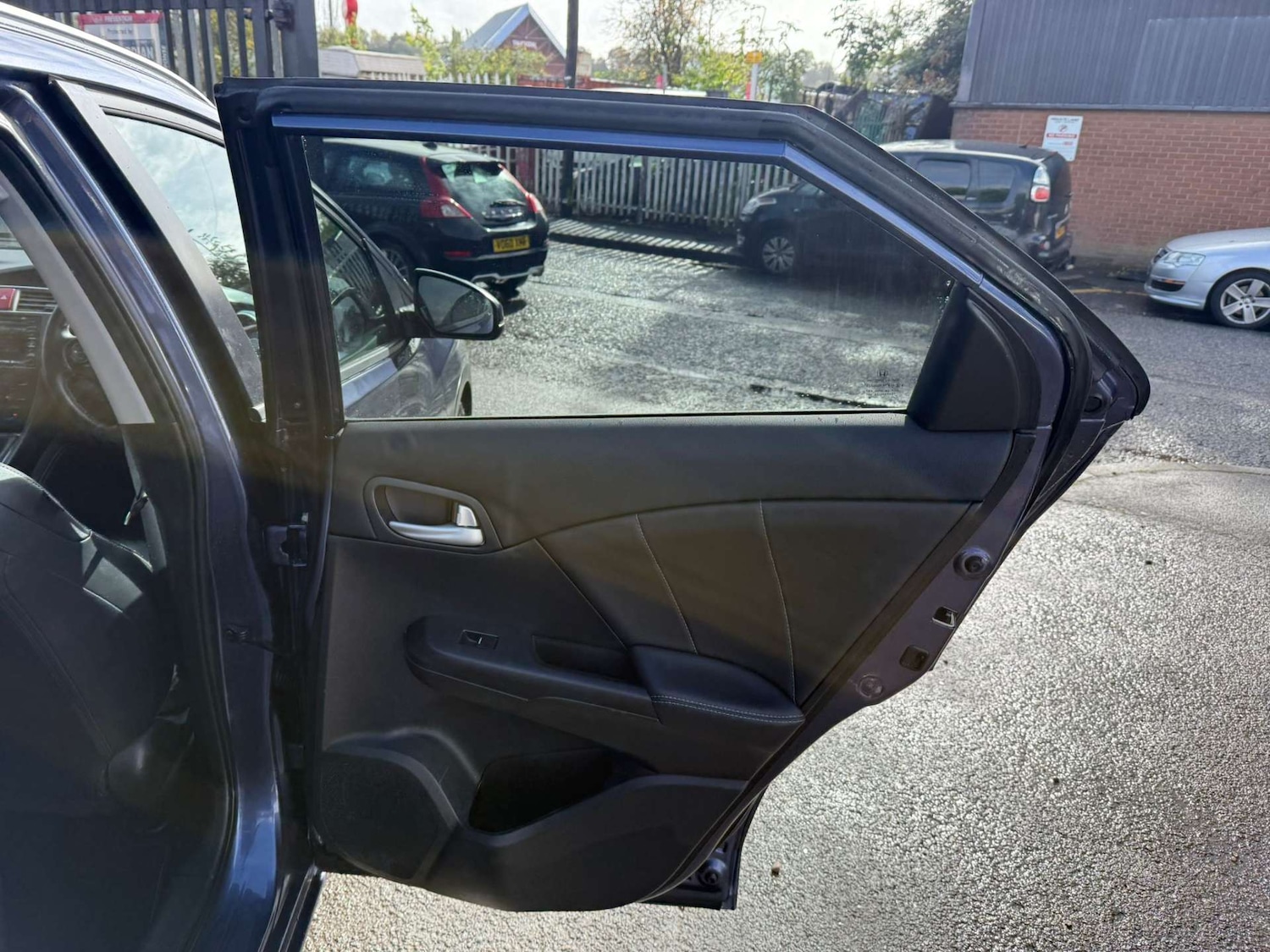 Used Honda Civic 2014 for sale - 76362896: Photo 26