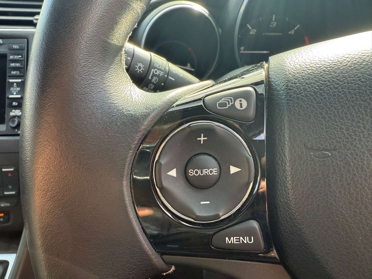 Used Honda Civic 2014 for sale - 76362896: Photo 37