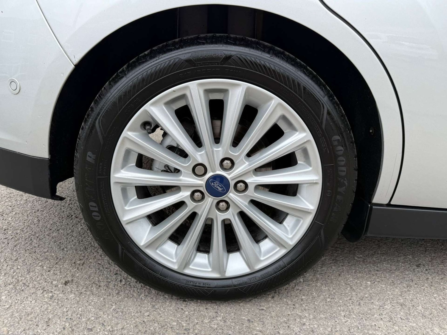 Used Ford C-Max 2016 for sale - 76362900: Photo 15