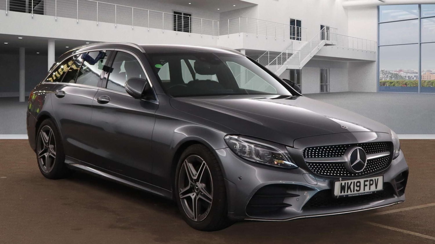 Used Mercedes-Benz C Class 2019 for sale - 76362908: Photo 1