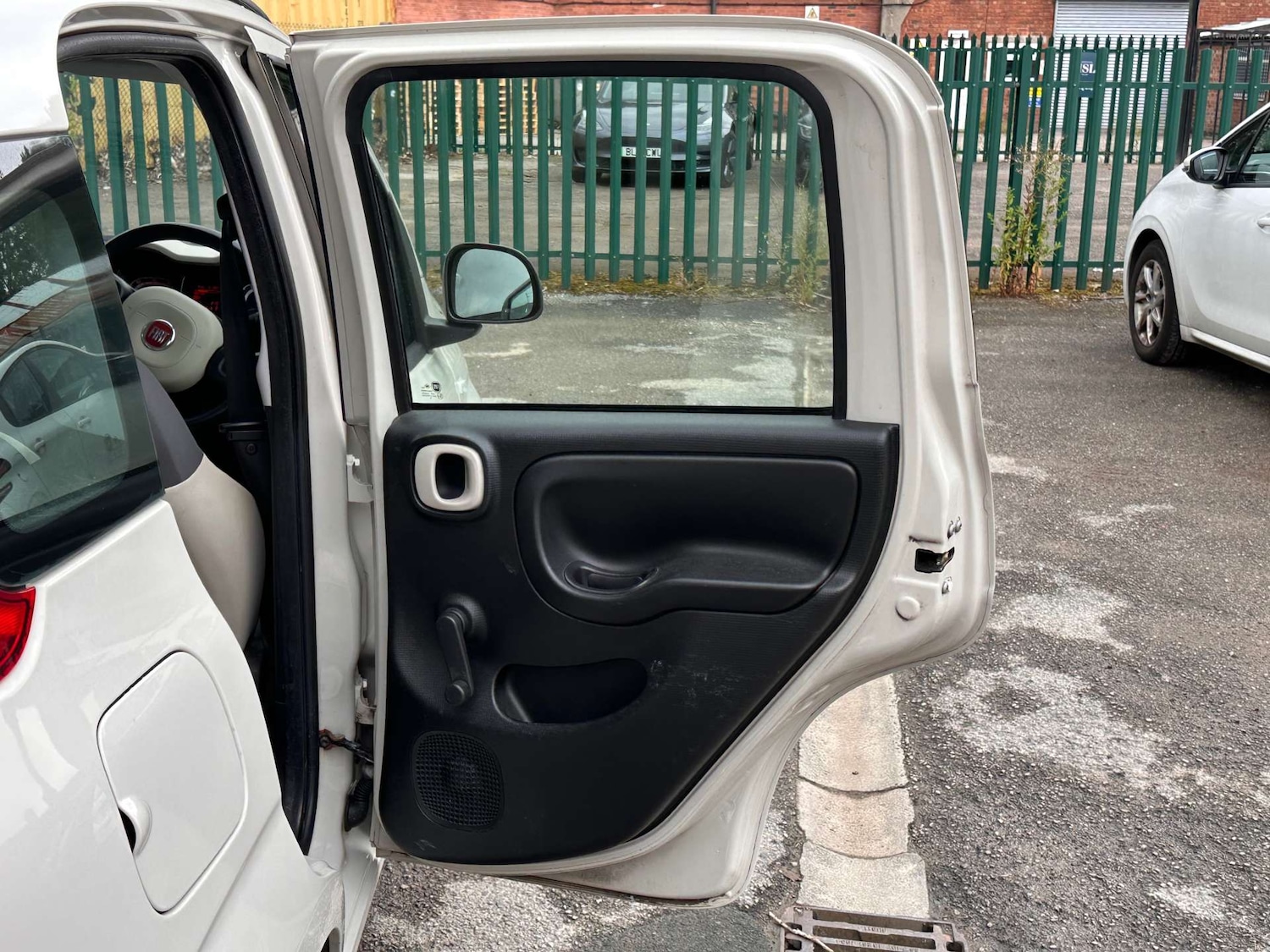 Used Fiat Panda 2015 for sale - 76362895: Photo 22