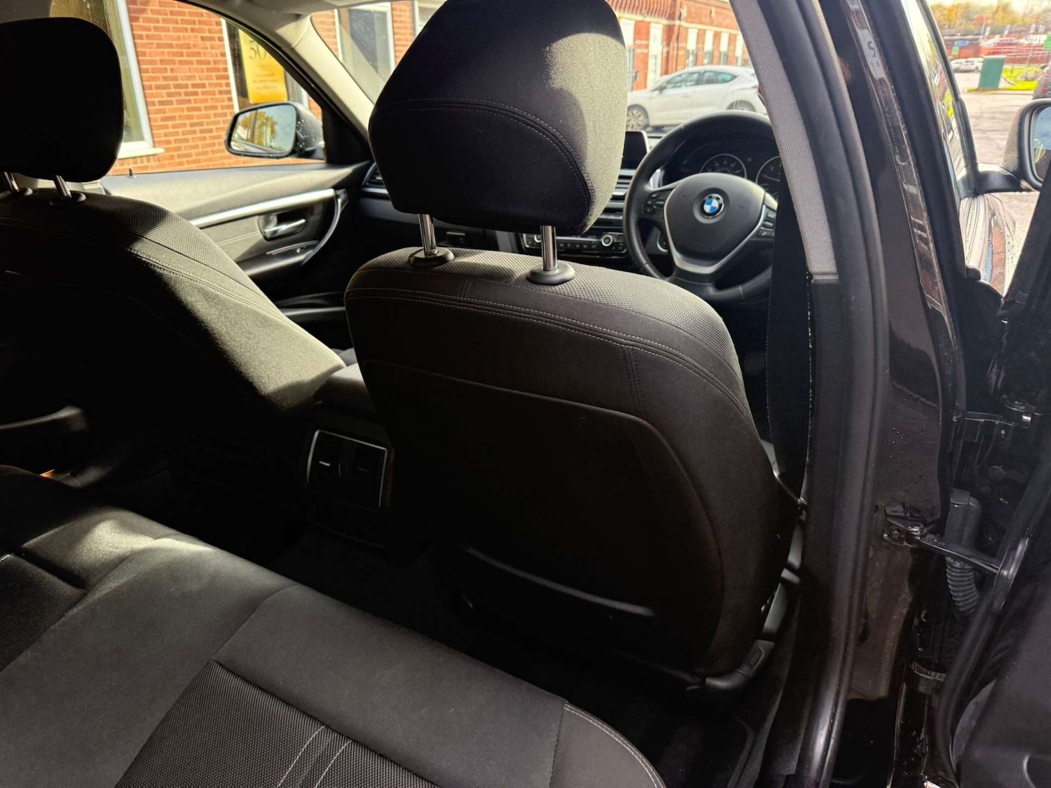 Used BMW 3 Series 2017 for sale - 76438953: Photo 29