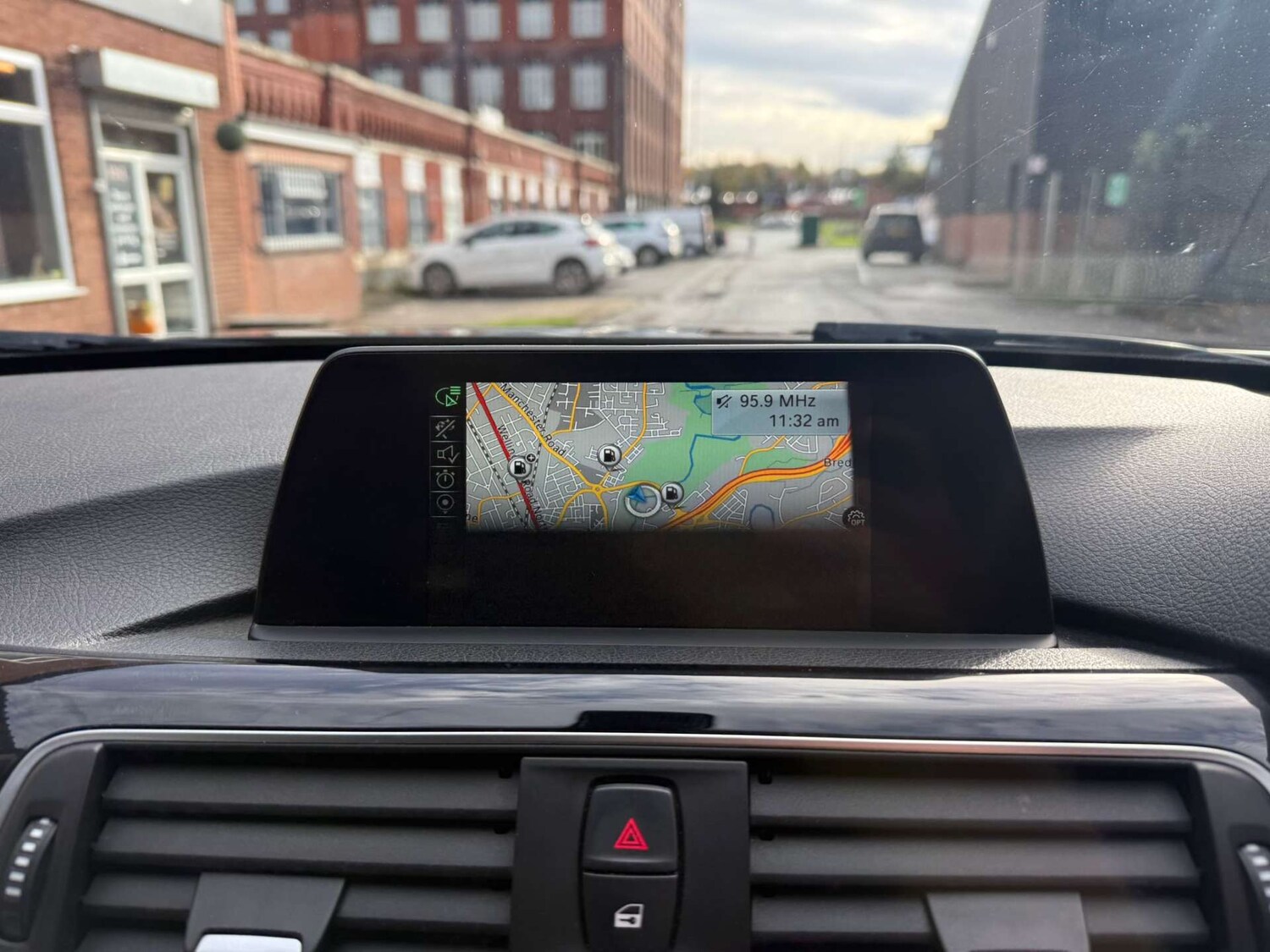 Used BMW 3 Series 2017 for sale - 76438953: Photo 46