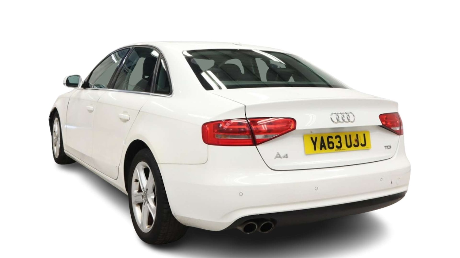 Used Audi A4 2014 for sale - 76362893: Photo 2