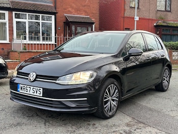 Used Volkswagen Golf 2017 for sale - 76921238: Photo