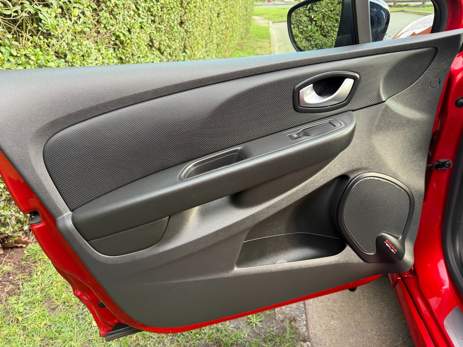 Used Renault Clio 2016 for sale - 77669283: Photo 31