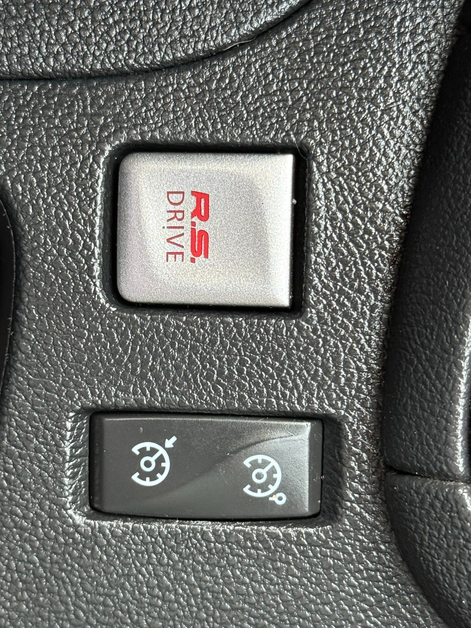 Used Renault Clio 2016 for sale - 77669283: Photo 48