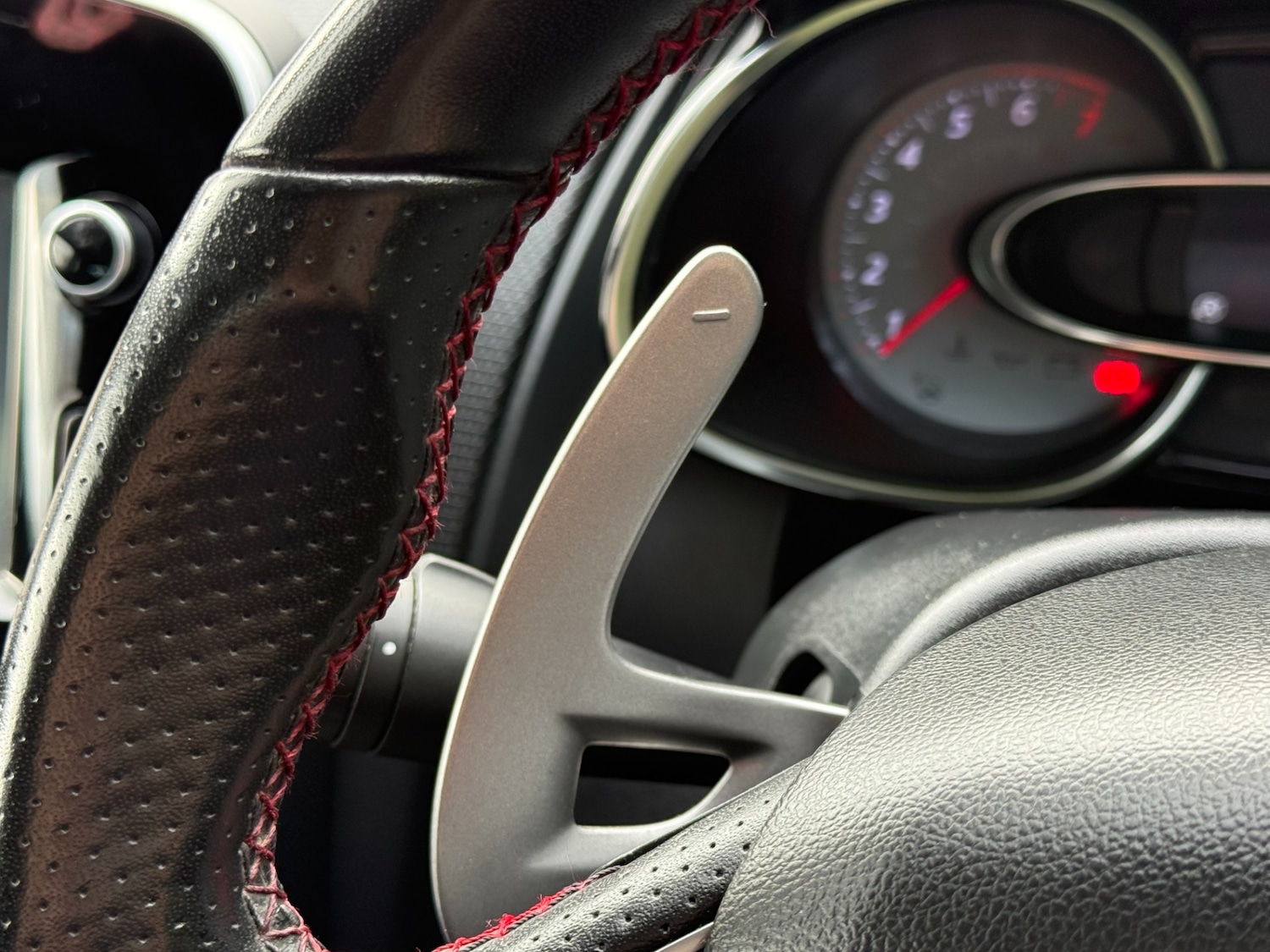 Used Renault Clio 2016 for sale - 77669283: Photo 58