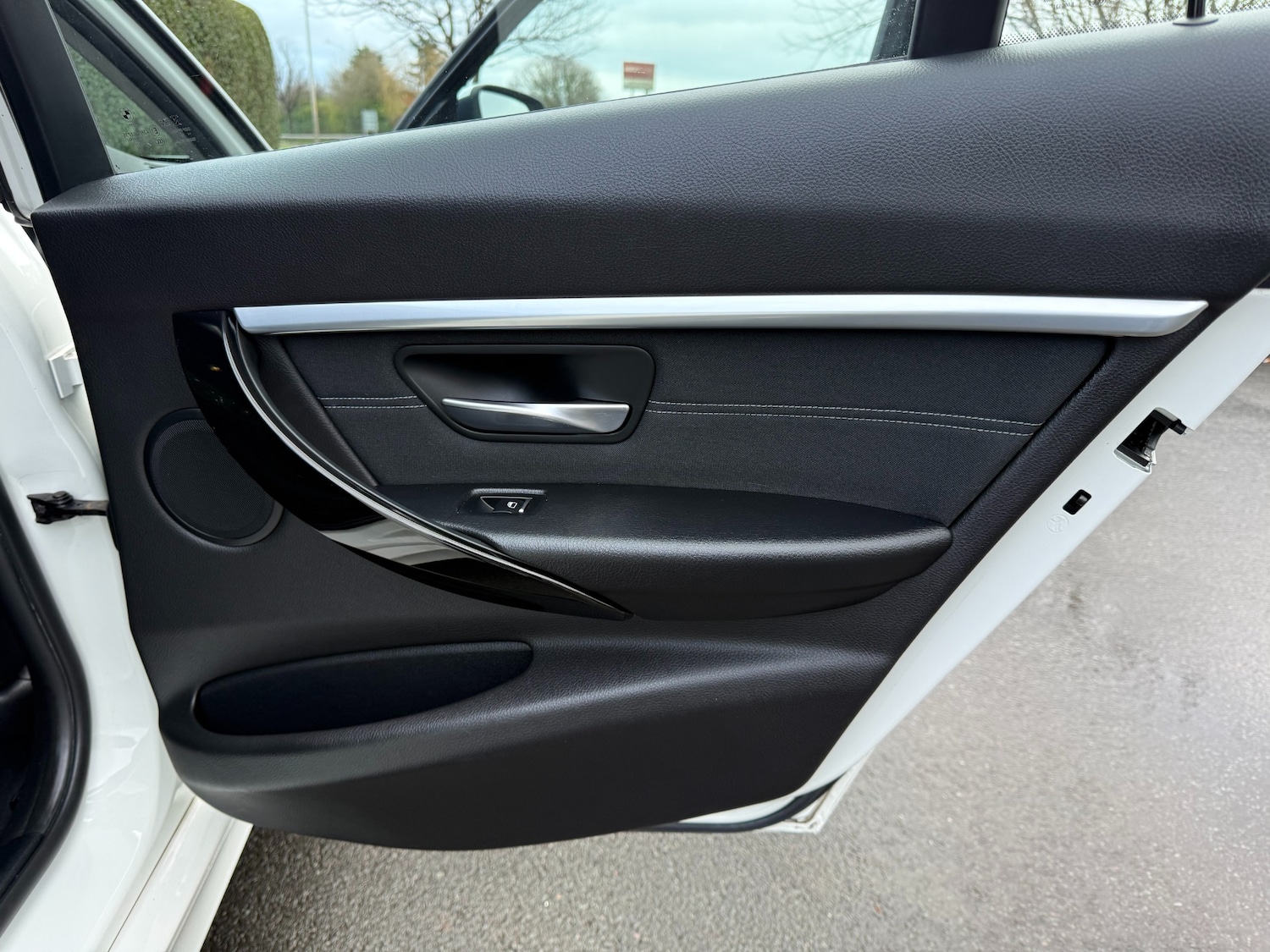 Used BMW 3 Series 2018 for sale - 77055967: Photo 38