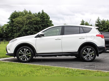 Used Toyota RAV4 2015 for sale - 75459791: Photo