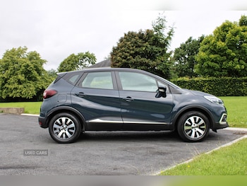 Used Renault Captur 2019 for sale - 75226282: Photo