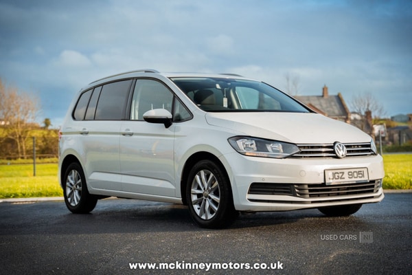 Used Volkswagen Touran 2018 for sale - 73648486: Photo 1