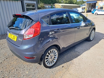 Used Ford Fiesta 2013 for sale - 76075857: Photo
